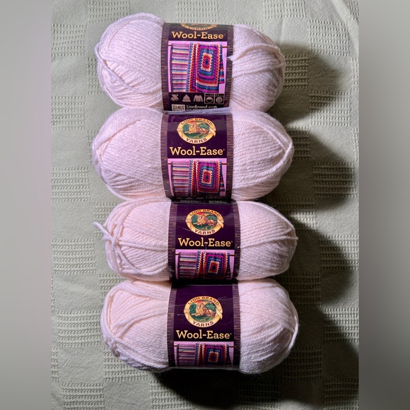 🧶 Lion Brand Wool-Ease Yarn - Acrylic/Wool Blend in FISHERMAN, 4 skeins 🧶 NWT - Picture 1 of 3